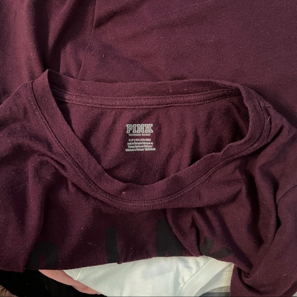 PINK VS LOGO SHORT SLEEVE TEE - Picture 3 of 3